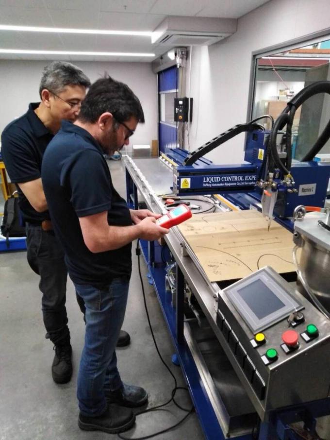 सीसीडी विजुअल एक भाग गोंद वितरण मशीन 60L टैंक क्षमता 16